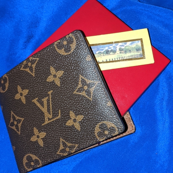 LV fold wallet - Picture 6 of 6